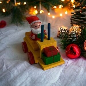 Vintage Wood Mini Santa Train Christmas Decoration Multicolor 3.25x2.75" VG